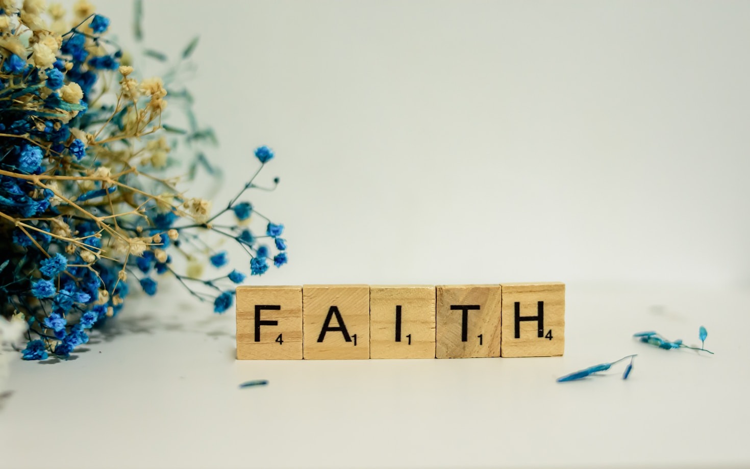 Simple Ways To Support Others Through Faith